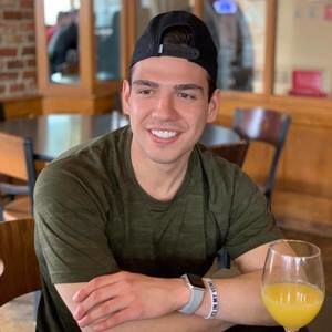 Meet your Posher, Larkin